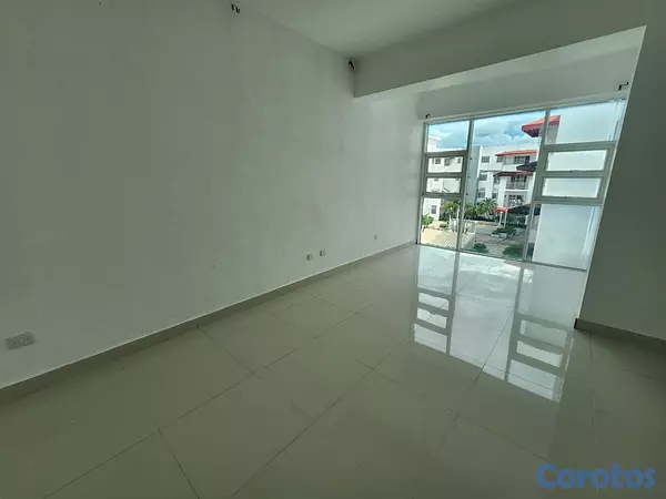 apartamentos - Apartamento amplio en Las Damas 8