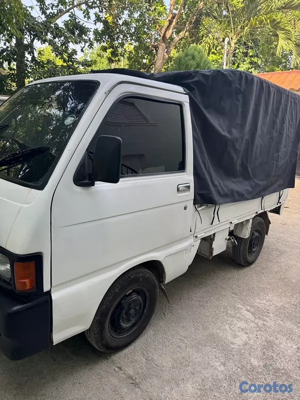 jeepetas y camionetas - vendo una platanera en buenas condiciones teléfono 6