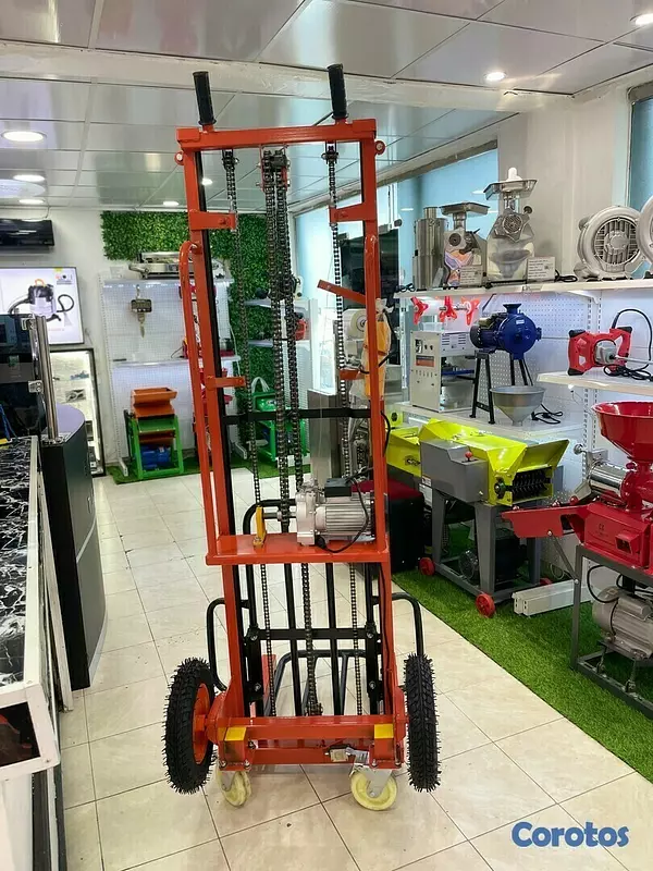 equipos profesionales - Montacargas grua Carretilla de 3 metros de elevacion electrico de 200KG 6