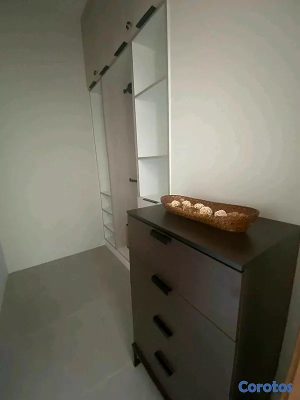 apartamentos - ALQUILO APARTAMENTO AMUEBLADO EN ZONA UNIVERSITARIA DEY 9