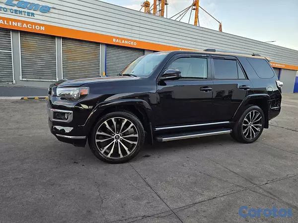 jeepetas y camionetas - OFERTA! TOYOTA 4RUNNER 2020 SR5 EN COMO NUEVA 13