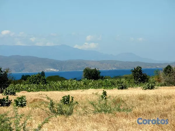 solares y terrenos - en Venta Solar en Fiquita bahia de Ocoa Cerca del Club de Playa 5