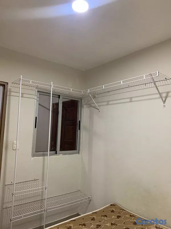 habitaciones y viviendas compartidas - Alquilo gabitacion independiente a caballero 8