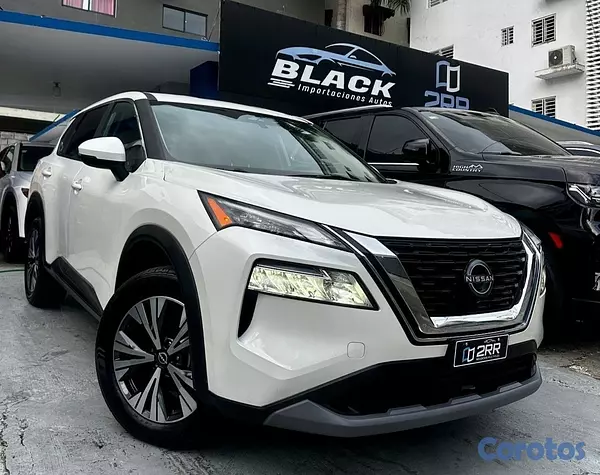 jeepetas y camionetas - Nissan Rogue SV 2023 2