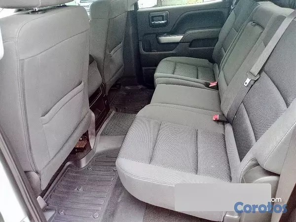 jeepetas y camionetas - CHEVROLET SILVERADO 2017 3