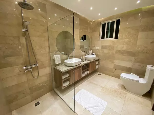 apartamentos - Apartamento 6to Nivel en Torre Céntrica con Ascensor 2