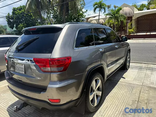 jeepetas y camionetas - Jeep Grand Cherokee 2011 5
