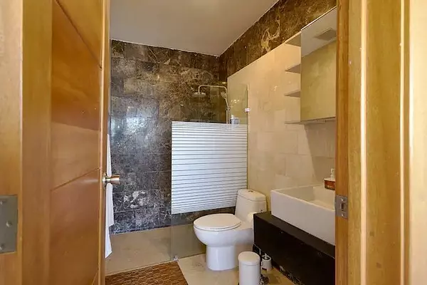 apartamentos - Vendo Pent house en Naco. 7mo piso. 128mts2. dólares negociables 10