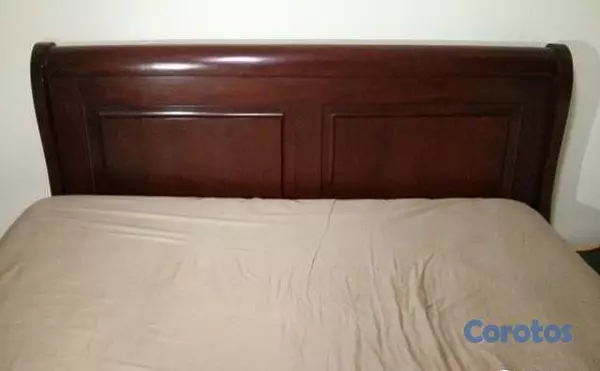 muebles y colchones - Cama modelo Trineo con 2 colchones. NUEVA. 2