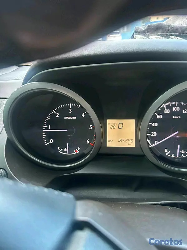 jeepetas y camionetas - Toyota prado 2010 con accesorios del 2017 TX , muy buenas condiciones negociable 9