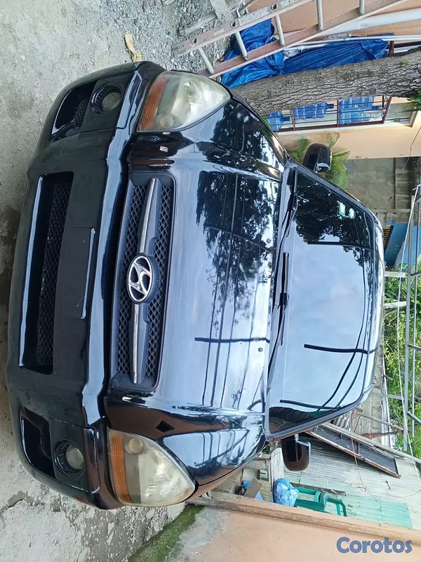 jeepetas y camionetas - Vendo Tucson excelentes condiciones  2