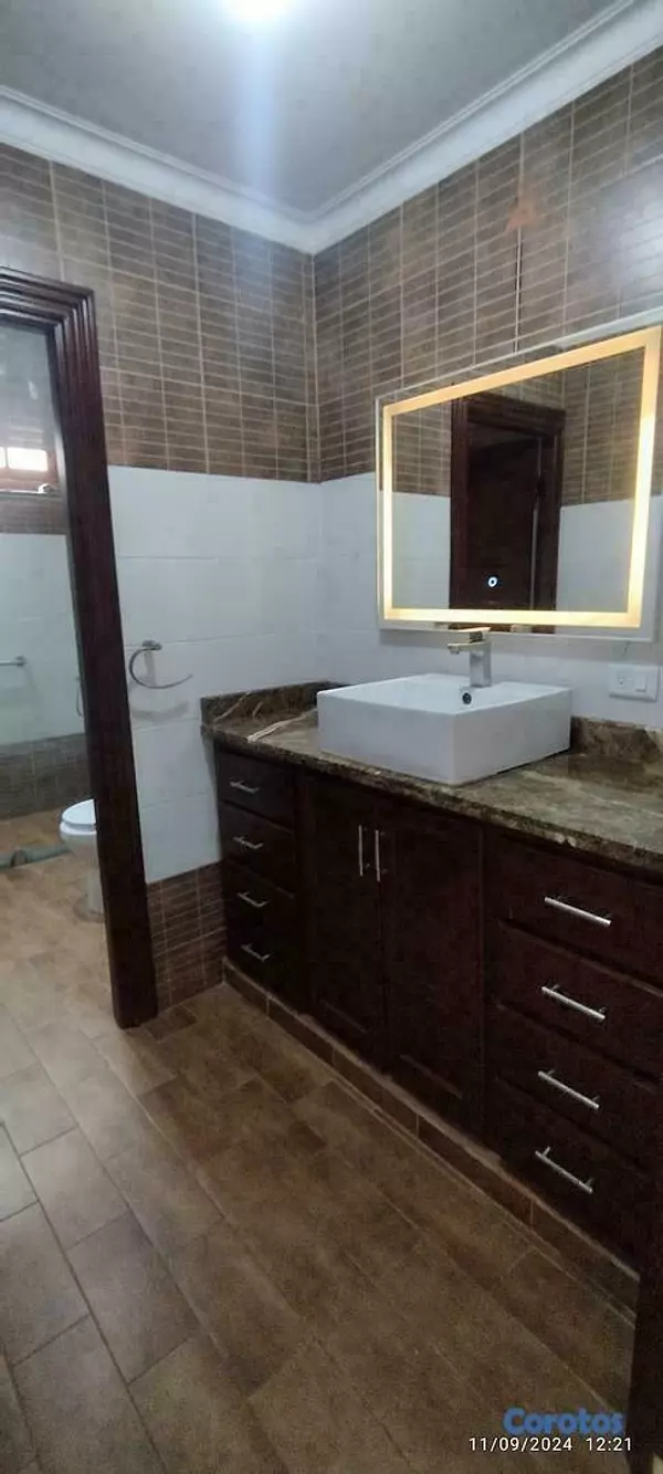 apartamentos - APARTAMENTO 230 MTS EN LA ANACAONA,,,EXCELENTE DISTRIBUCION FAMILIA AMPLIA.. 6