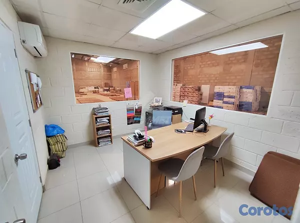 oficinas y locales comerciales - NAVE INDUSTRIAL GURABO SANTIAGO DOBLE ALTURA Y OFI 10