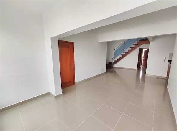 apartamentos - Tipo penthouse de renta en Los Laureles 3