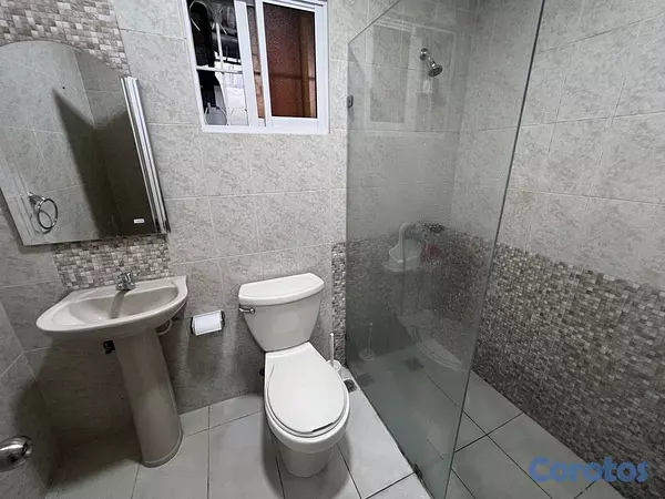 casas - 🏡 Casa en Venta en Urb. Carretera de Mendoza •	Pre 8