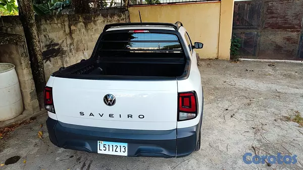 jeepetas y camionetas - Volkswagen saveiro 2024. Perfectas condiciones  7