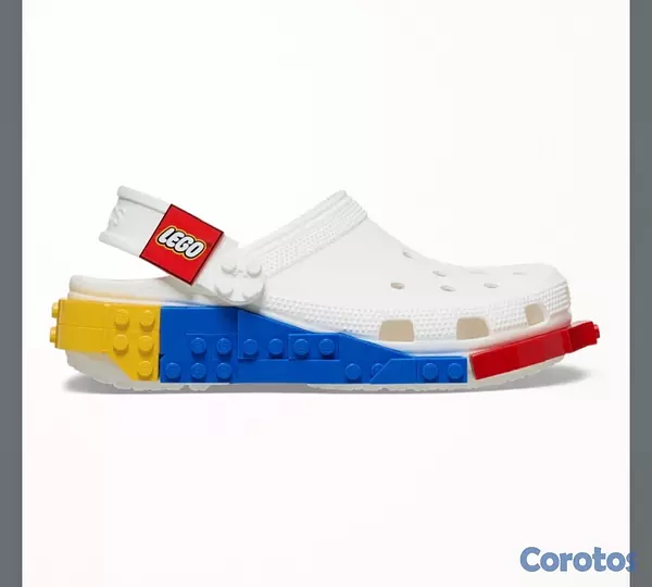 zapatos unisex - crocs, edición colaboración lego.  3