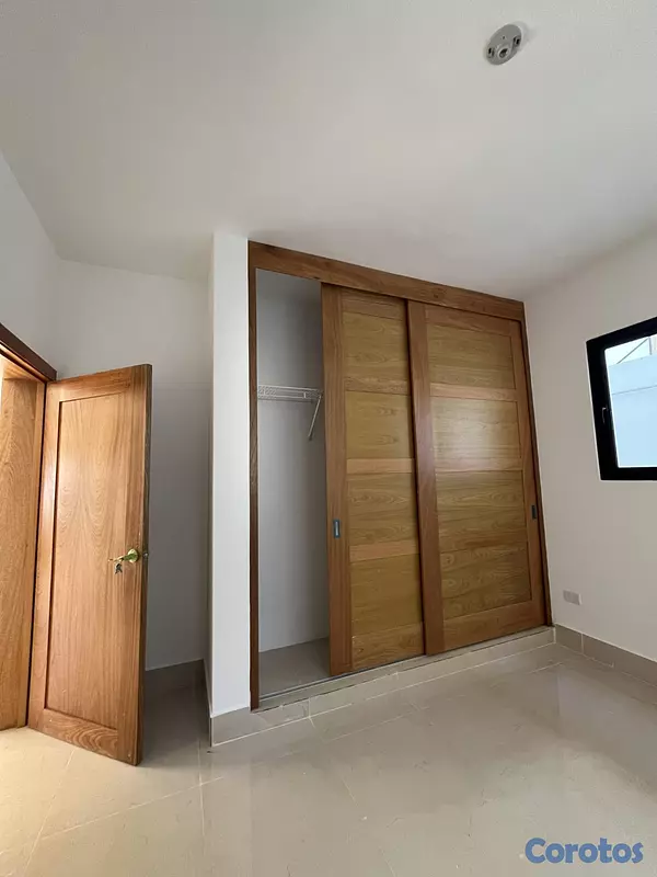 apartamentos - Apartamento 1er Nivel en Proyecto Cerrado, Dorado  4