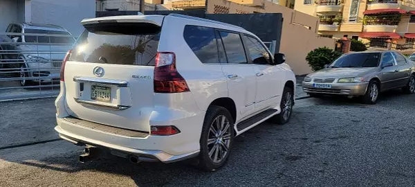 jeepetas y camionetas - LEXUS GX 460 2017  3