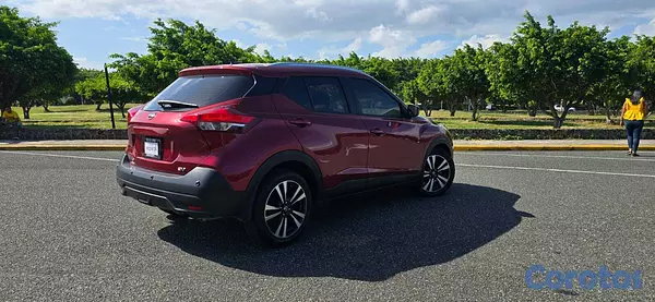 jeepetas y camionetas - NISSAN KICKS SV 2020 RECIEN IMPORTADA CLEAN CARFAX 4