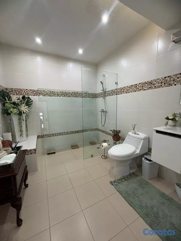 apartamentos - vendo los cacicazgo dos niveles piso 15 vista al mar tres habitaciones 4 parqueo 17