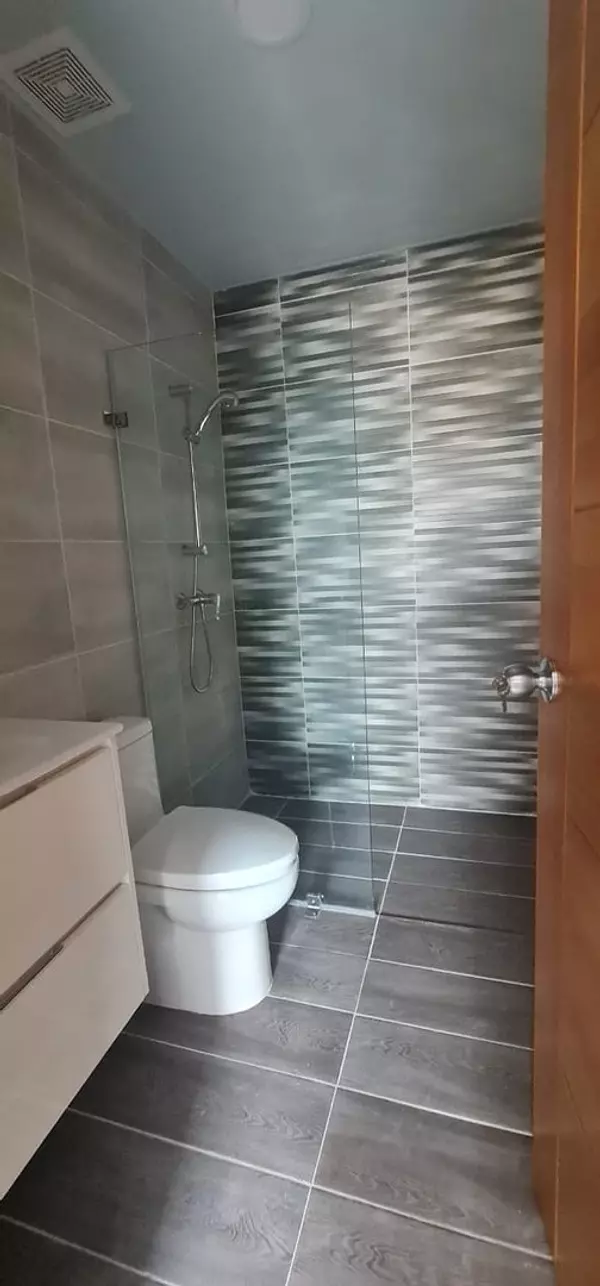 apartamentos - Se alquila apartamento en Evaristo Morales 4