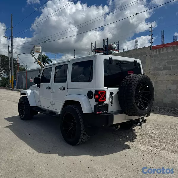 jeepetas y camionetas - Jeep Wrangler Sahara 2017  9