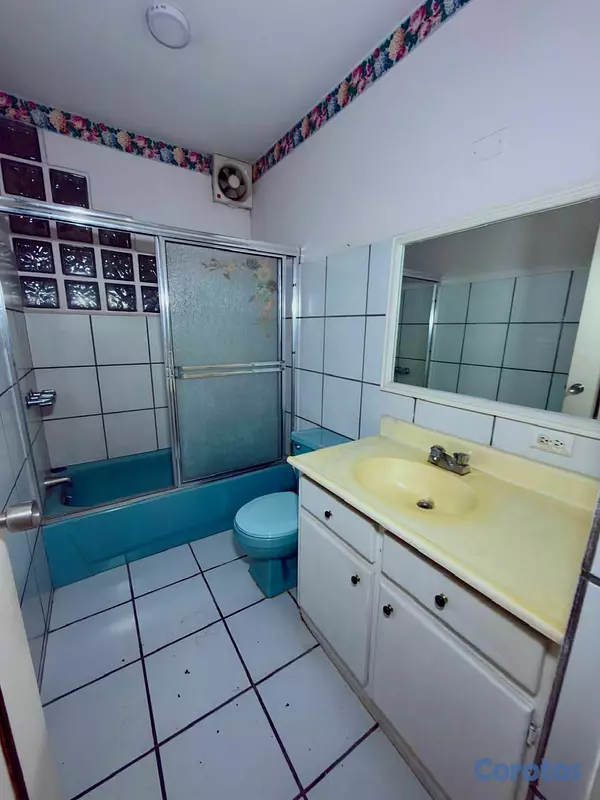 casas - SE RENTA CASA PARA LOCAL COMERCIAL – REPARTO DEL E 8