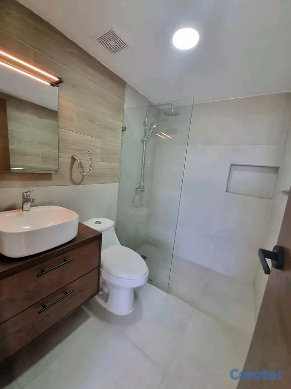 apartamentos - Alquiler de Apartamento en Evaristo Morales  3