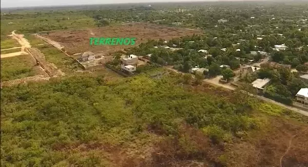 solares y terrenos - VENTA SOLAR DE 7,542.06M2 EN LA CALETA-BOCA CHICA 2