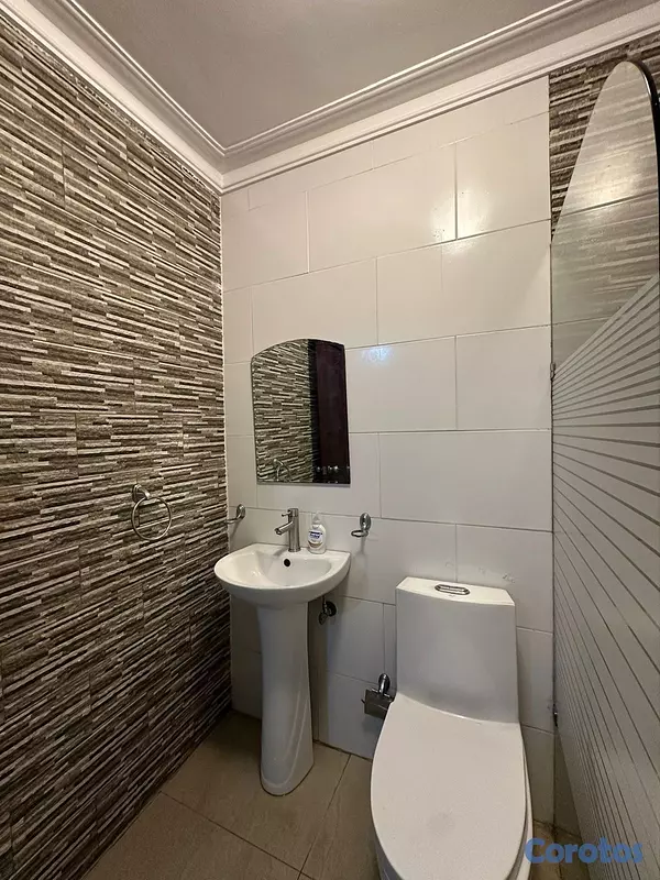 apartamentos - alquiló bella vista dos habitaciones 2.5 baños un parqueo techado  piso 4 balcón 5