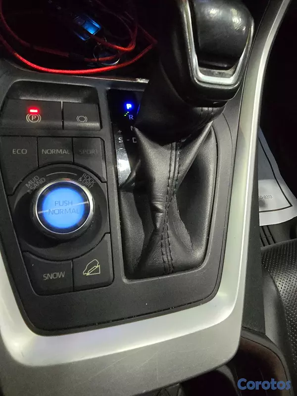 jeepetas y camionetas - Toyota Rav4 2021 limited 4