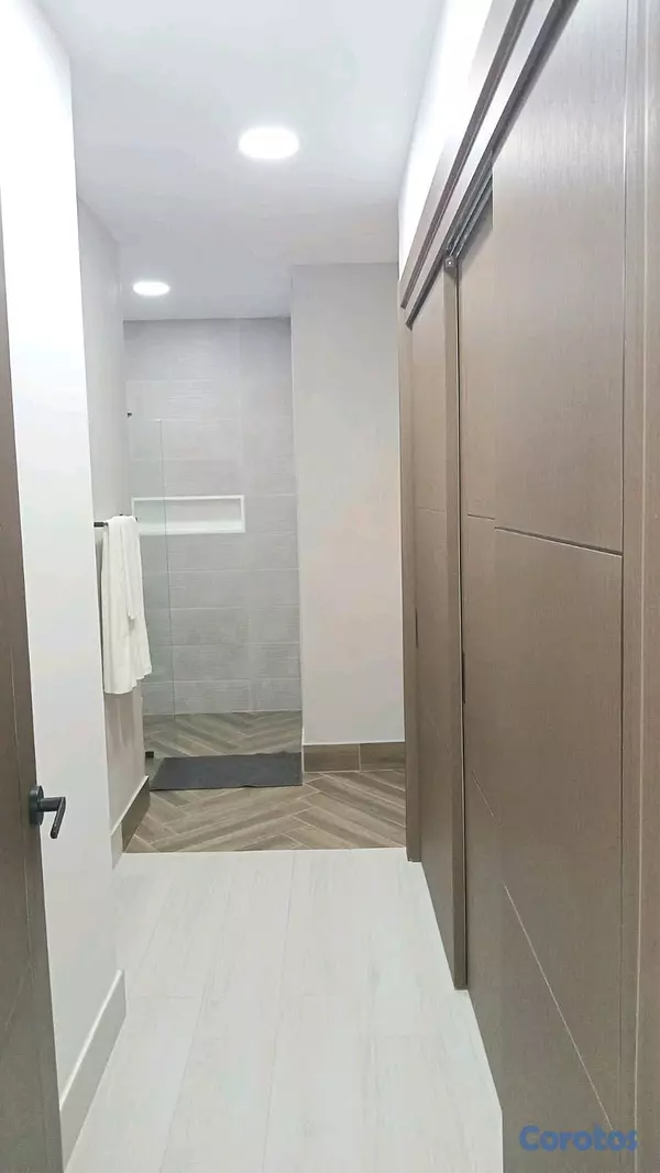 apartamentos - ¡Vive en la cima de Piantini por US$ 1,500!
Mudanza inmediata.
 Escríbeme ya! 13