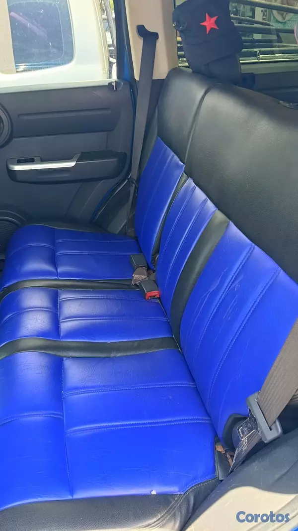 jeepetas y camionetas - Dodge Nitro como nueva madre mía con localizador GPS instalado carplay 8