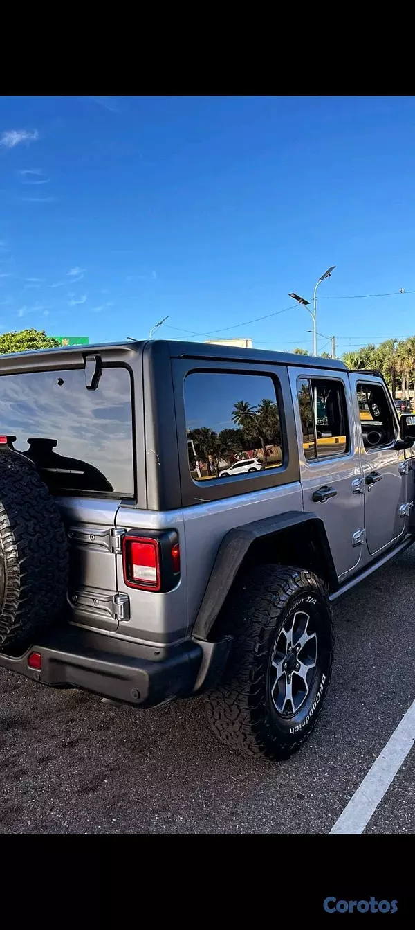 jeepetas y camionetas - Jeep Wrangler Sahara 2020 5