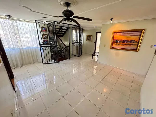 casas - vendo casa en los Ríos de tres niveles 4 habitaciones 5 parqueos jacuzzi  17