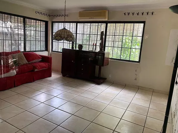 casas - Casa en Julieta Morales 6
