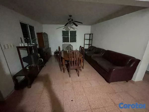 casas vacacionales y villas - propiedad de 4,516mts2 con casa de dos pisos 10