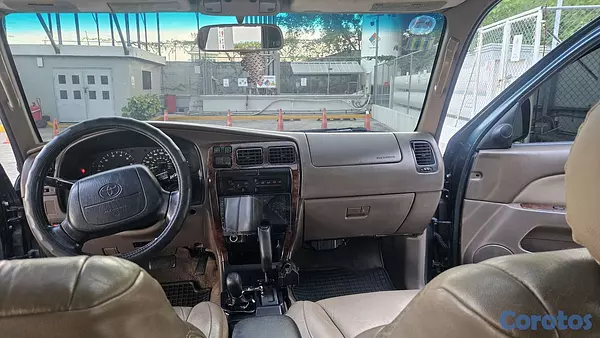 jeepetas y camionetas - Toyota 4runner límited 4x4 5