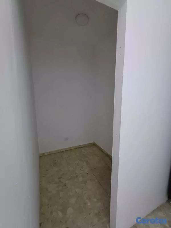 oficinas y locales comerciales - Alquilo oficinas/espacio comercial 7