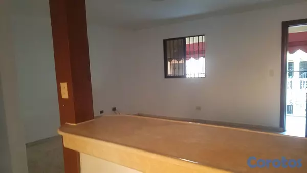 apartamentos - 2 habitaciones, sala comedor, desayunador, área de 18