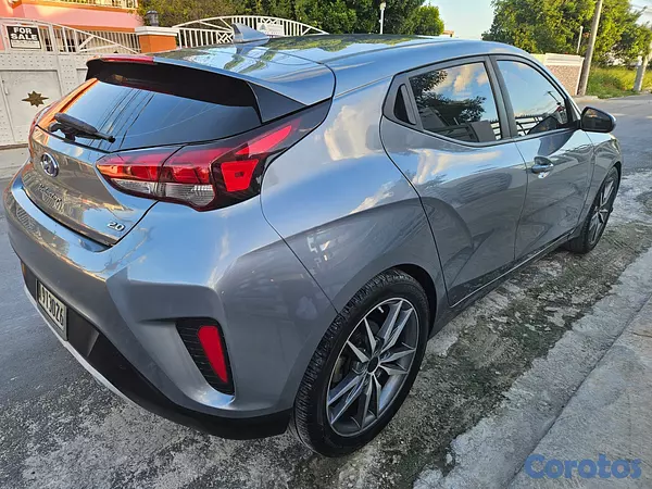 carros - Hyundai Veloster 2019, versión base, motor 2.0 nat 3