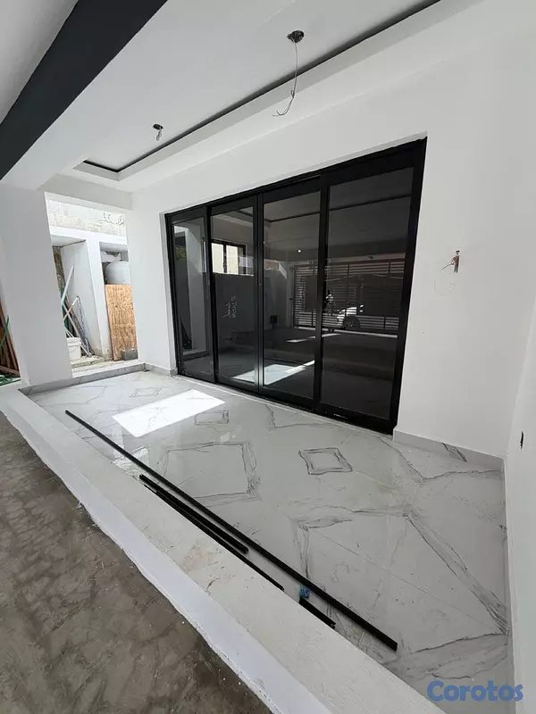 apartamentos - venta de apartamento primer piso con patio súper grande autopista de san Isidro  11