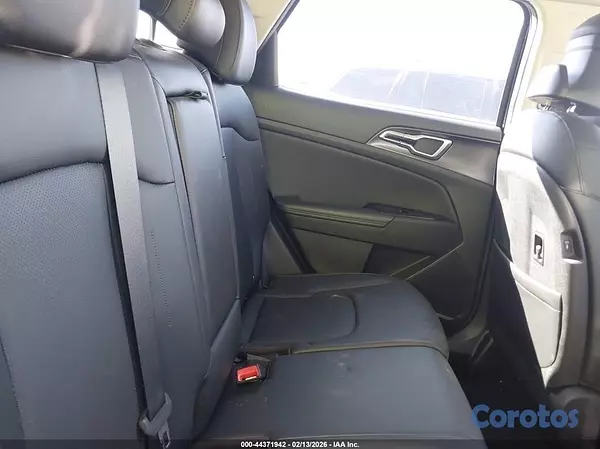 jeepetas y camionetas - Toyota Rav4 XLe Premium  11
