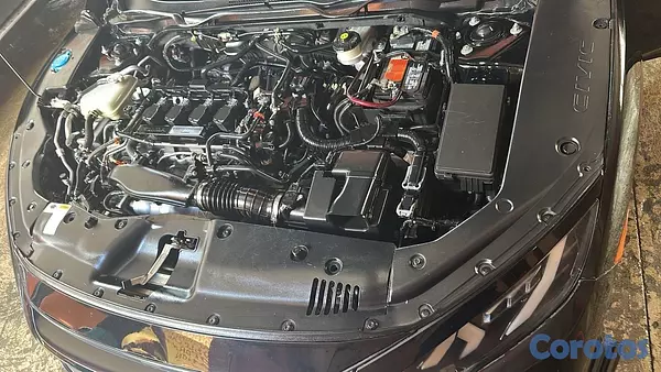 carros - Honda civic 2019 EX-T en perfectas condiciones 

Gomas nuevas 
Aire 10/10 
 14