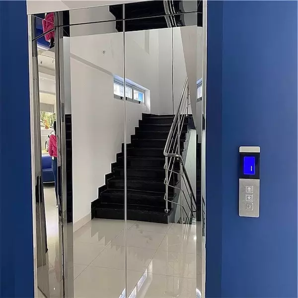 oficinas y locales comerciales - Venta de Local con gran visibilidad en el millon 4