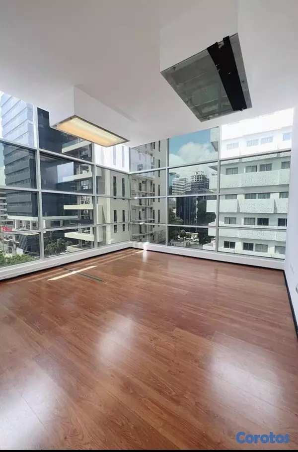 solares y terrenos - Locales corporativos en alquiler moderna torre en piantini 4