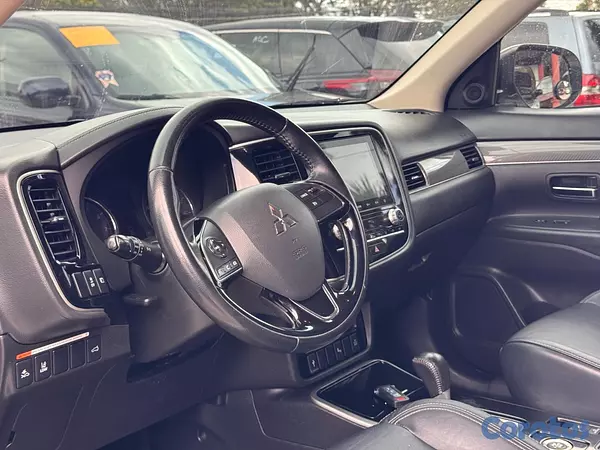 jeepetas y camionetas - Mitsubishi Outlander SEL 2019  
 9