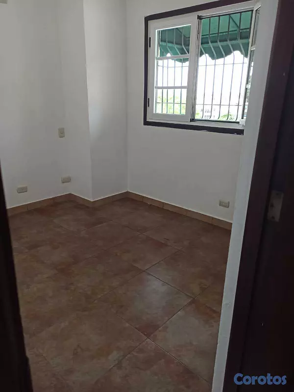 apartamentos - Vendo apartamento en el Ens. Ozama   Consta de   3 7