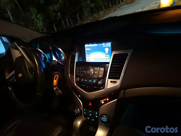 carros - Chevrolet Cruze 2015 3